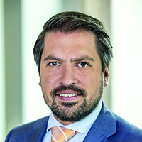 img-Victor van Ahee