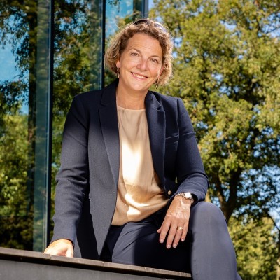img-Barbara Verwayen
